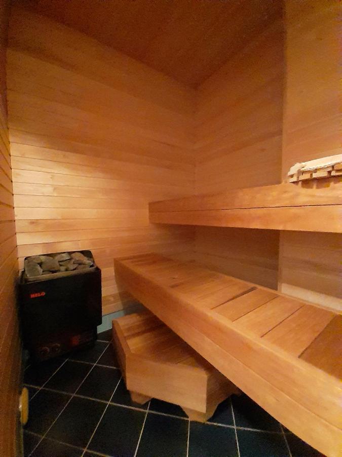 Kuelalistemaja Kukruse Residents Hotel Kohtla-Järve Eksteriør billede